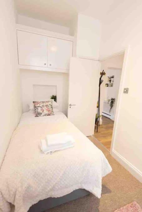 Lovely 2 Bedroom Apartment In Chelsea Sw3 런던 외부 사진